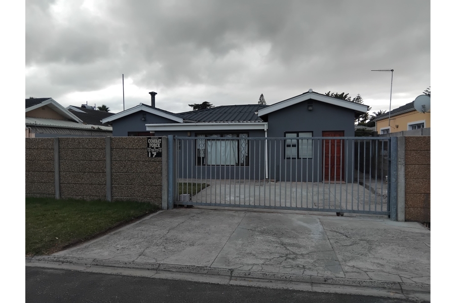 4 Bedroom Property for Sale in Zeekoevlei Western Cape